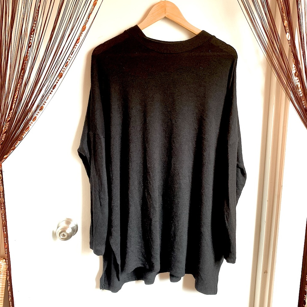 🖤Black Longsleeve Cozy Tunic🖤